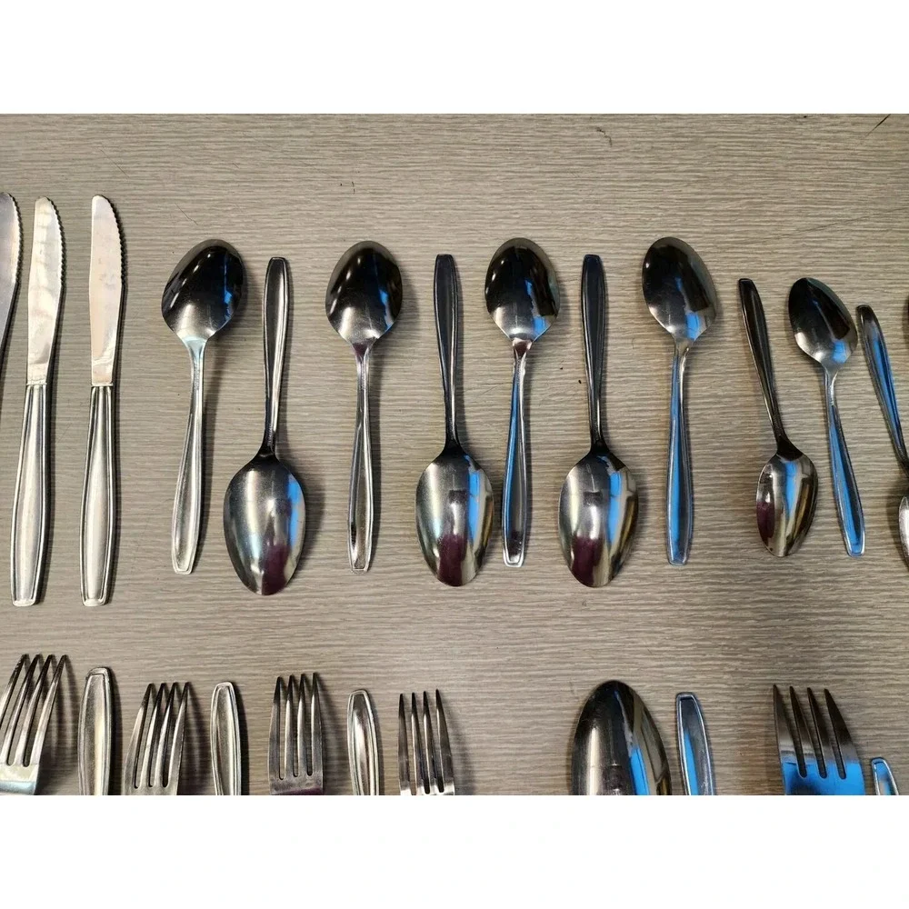 Oneidacraft Vallarta Oneida Stainless‎ Steel Flatware Silverware Lot of 37 Pcs